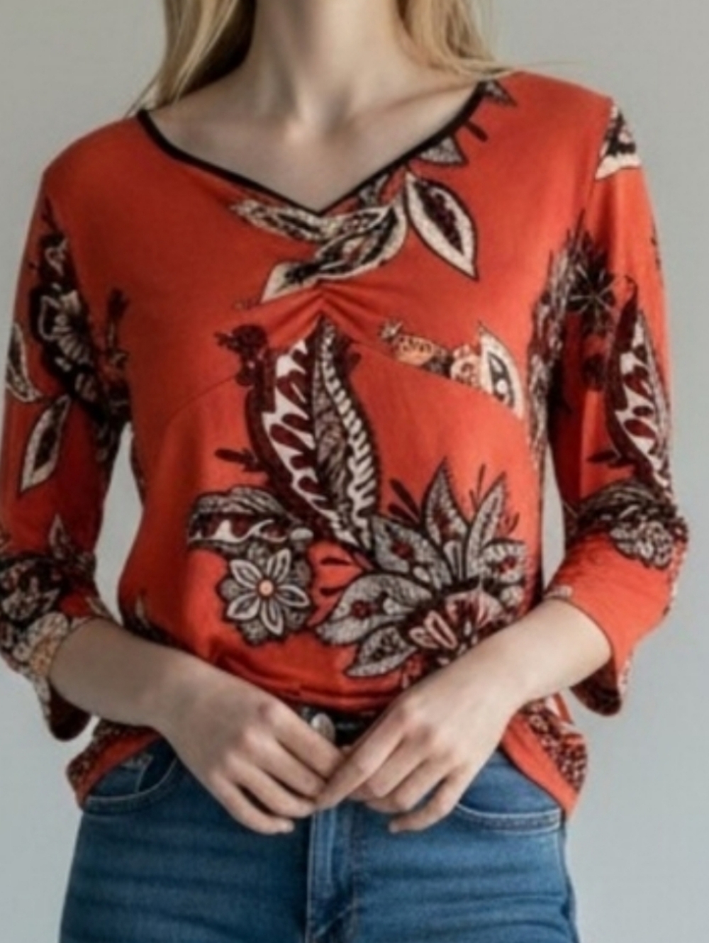Ann Taylor Knit Rust Floral V-Neck Blouse